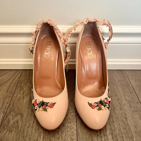 Authentic Valentino RED Blush Heels with Floral Embellishments - Picture 2 of 6